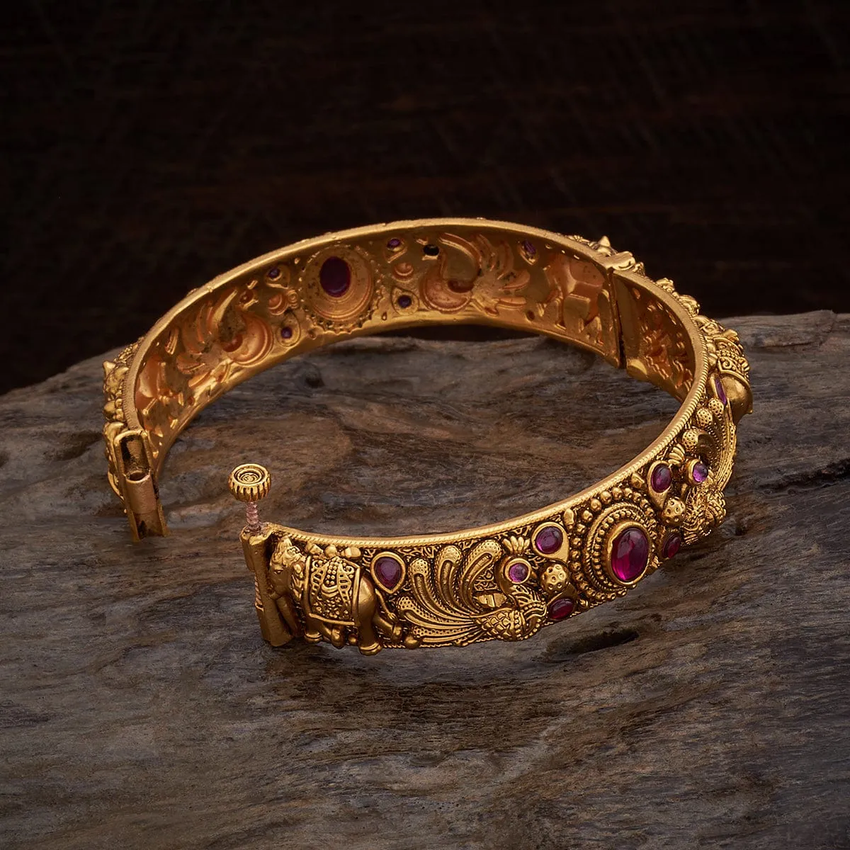 Antique Bangle 165065