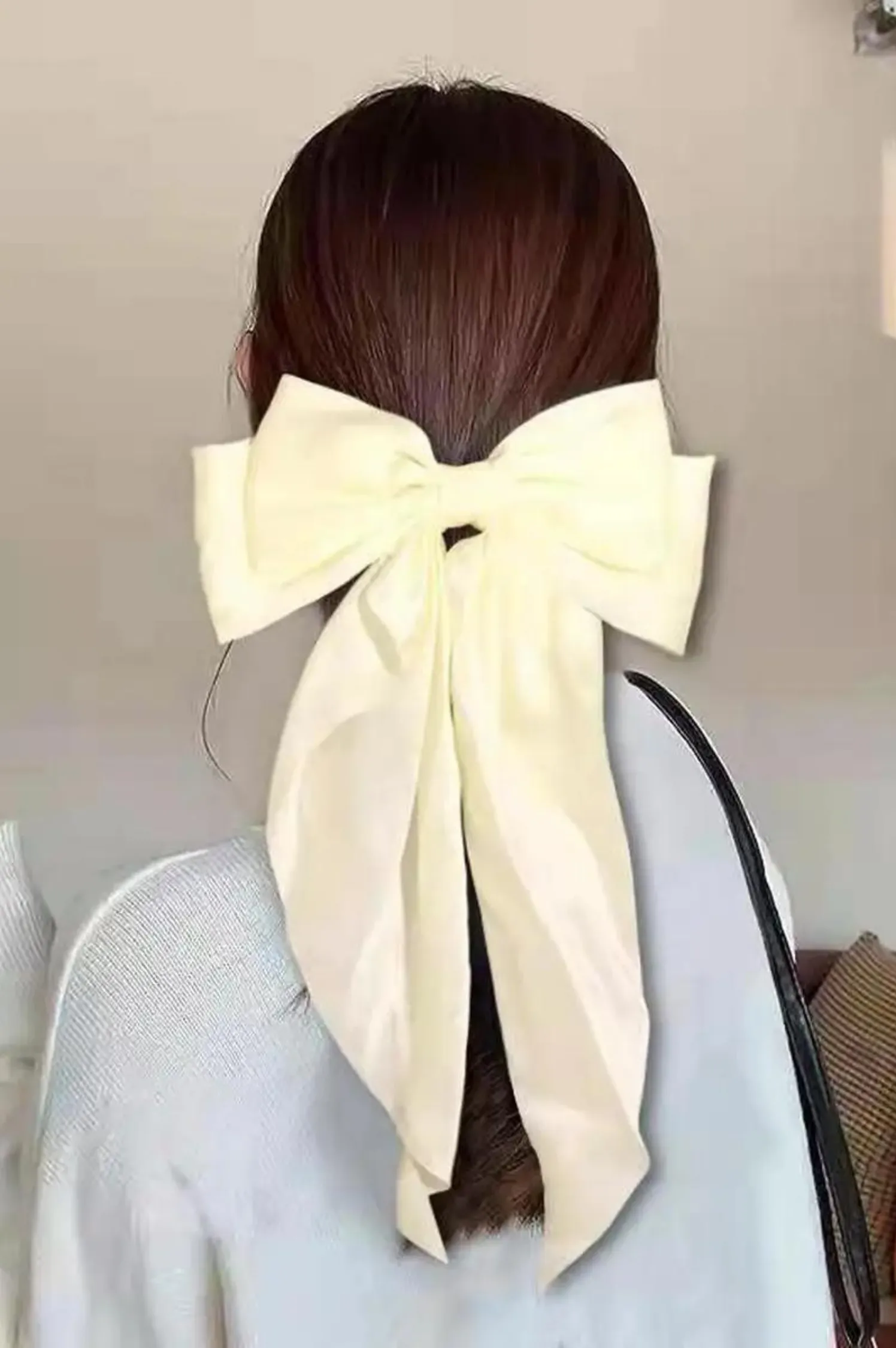 Maeve Bow Hair Clip